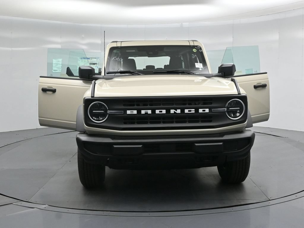 New 2026 Ford Bronco 4-Door AWD/4WD image 28