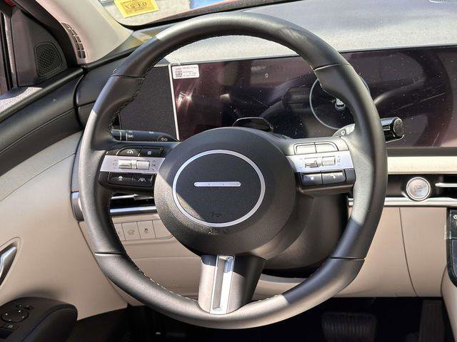 Used 2025 Hyundai Tucson SEL AWD/4WD image 18