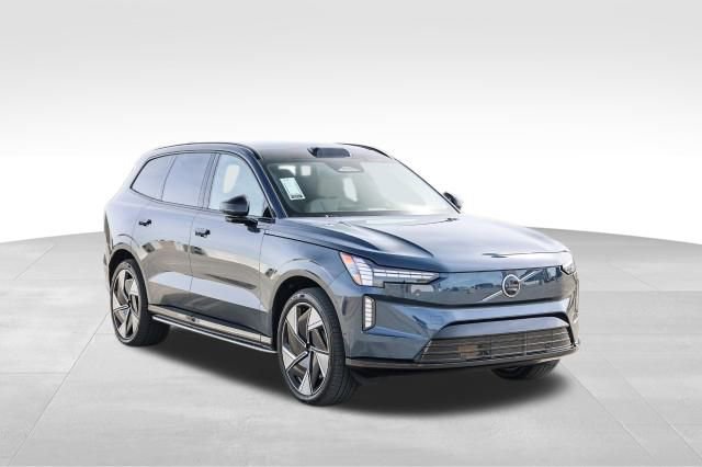 New 2025 Volvo EX90 Plus image 3
