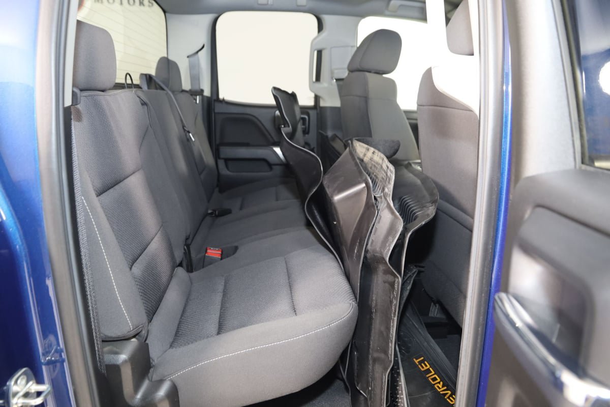 Used 2019 Chevrolet Silverado 1500 LT w/ All Star Edition AWD/4WD image 12