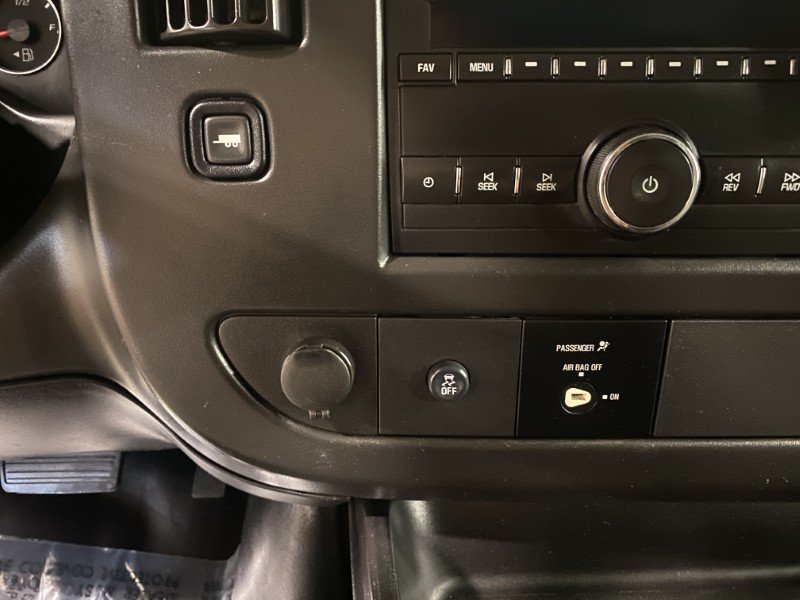 Used 2017 Chevrolet Express 2500 Extended RWD image 28