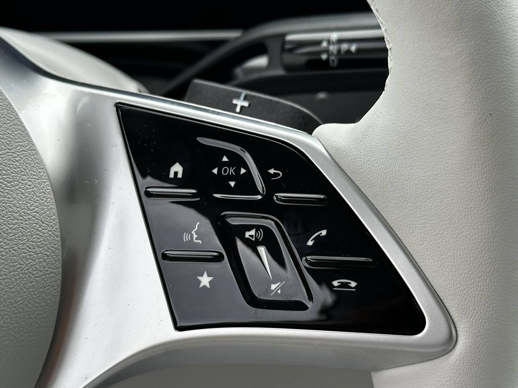 New 2026 Mercedes-Benz EQE 320 4MATIC SUV image 29
