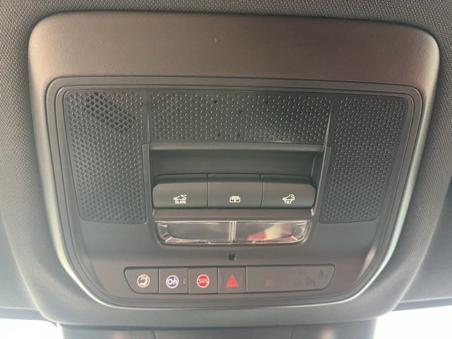 New 2026 Chevrolet Equinox EV RS image 34