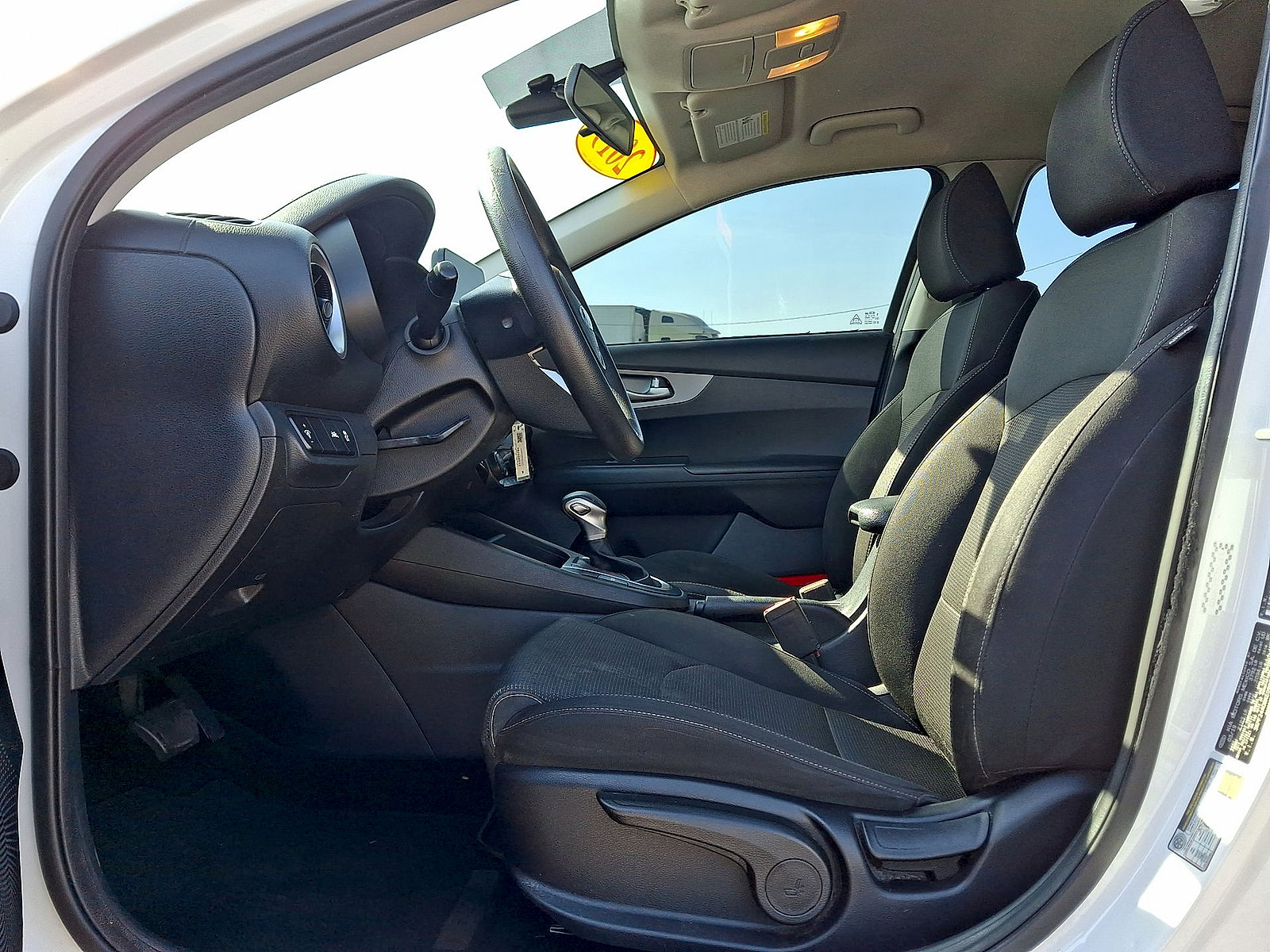 Used 2019 Kia Forte LXS FWD image 11