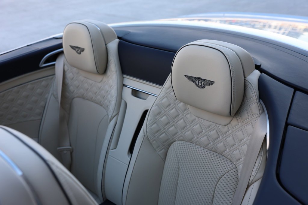 Used 2021 Bentley Continental GT image 24