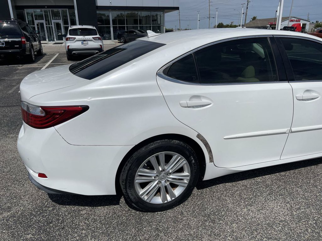 Used 2013 Lexus ES 350 w/ Premium Pkg FWD image 14