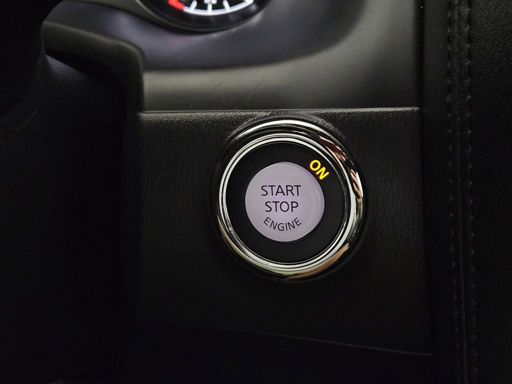 Used 2022 Nissan Armada SL w/ Midnight Edition Package image 18