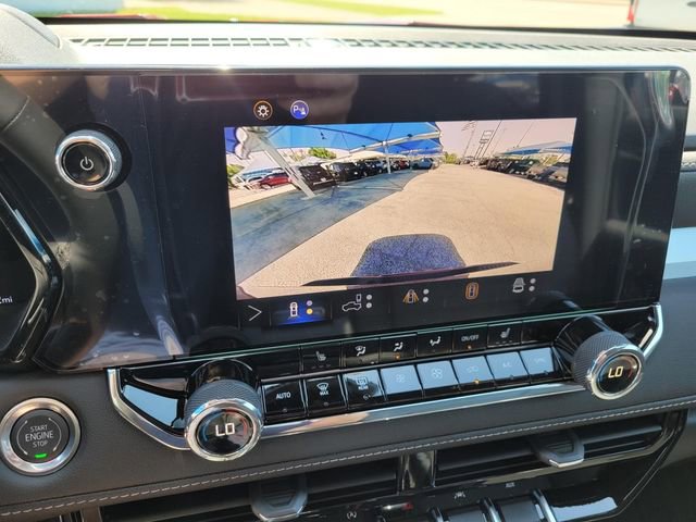 New 2025 Chevrolet Colorado LT w/ LT Convenience Package image 13