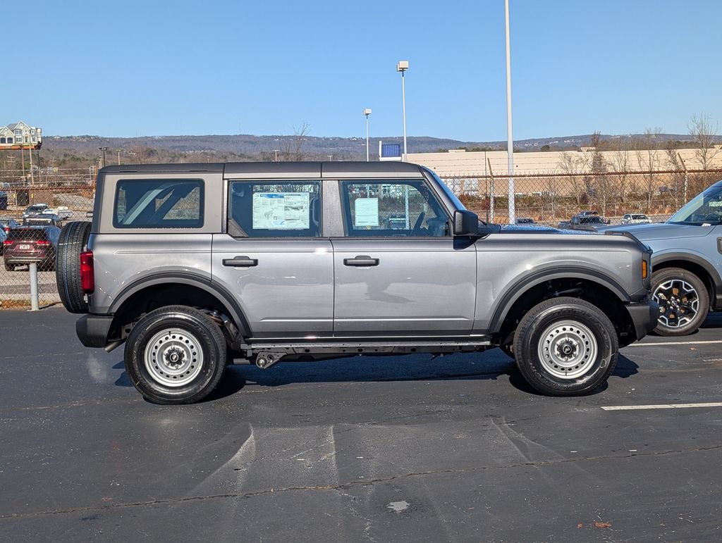Used 2025 Ford Bronco 4-Door AWD/4WD image 5