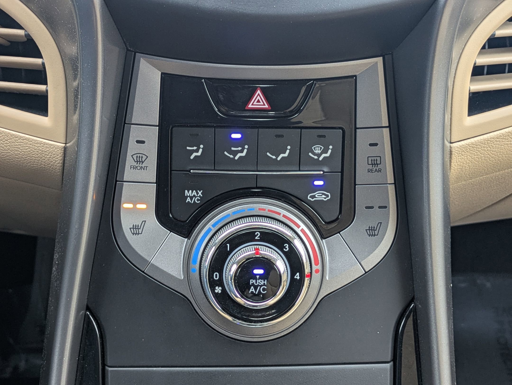 Used 2013 Hyundai Elantra GLS w/ Preferred Pkg image 13