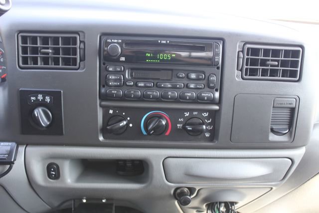 Used 2002 Ford F350 XLT image 21