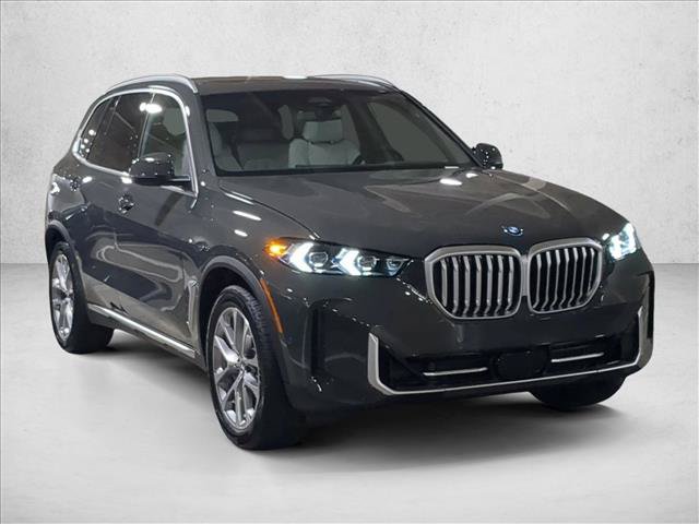 Used 2026 BMW X5 xDrive50e w/ Premium Package AWD/4WD image 6