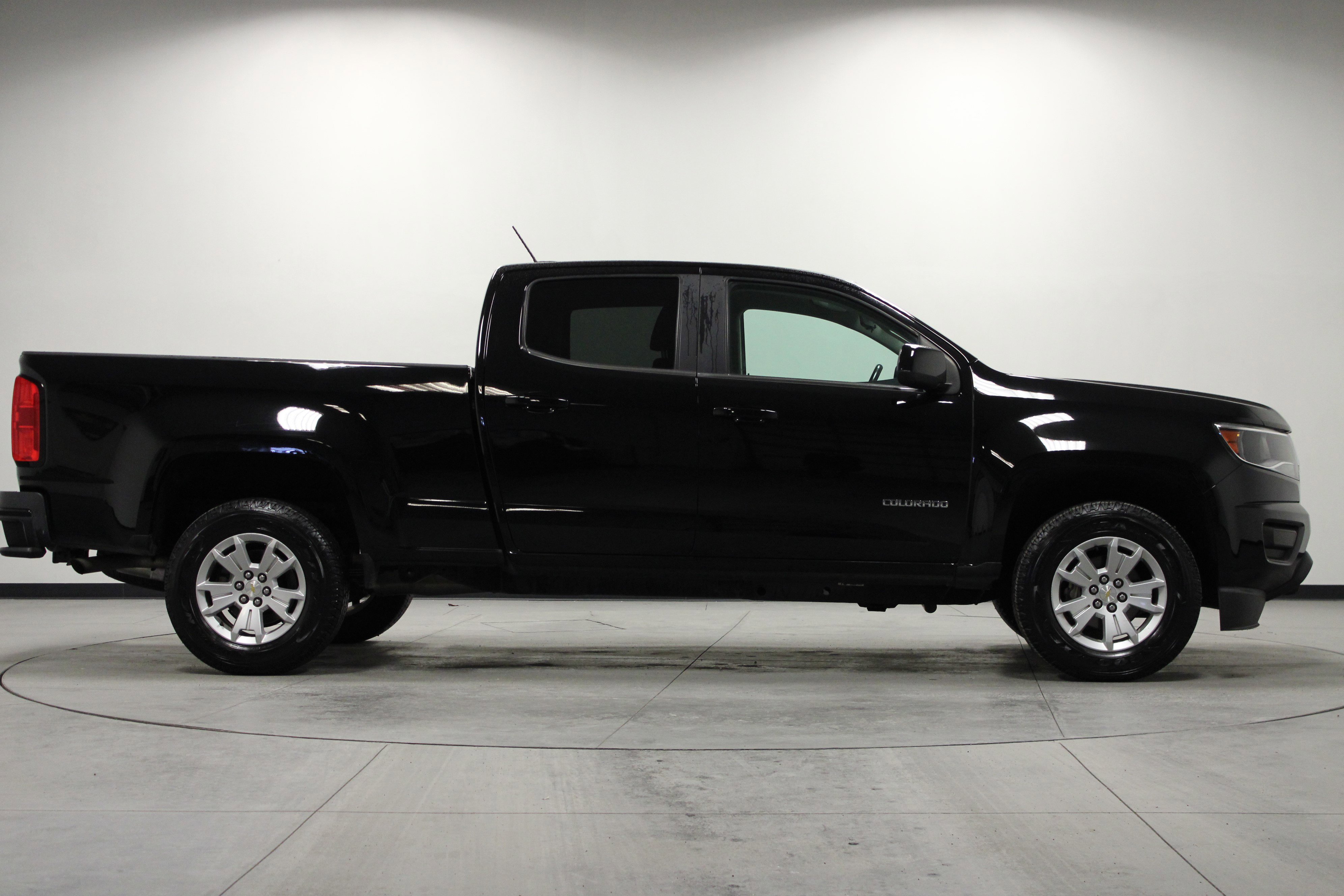 Used 2019 Chevrolet Colorado LT image 3