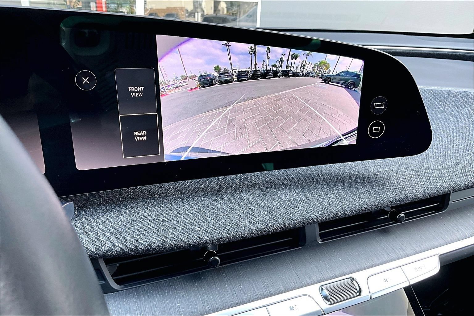 Used 2024 Lucid Air Touring AWD/4WD image 21