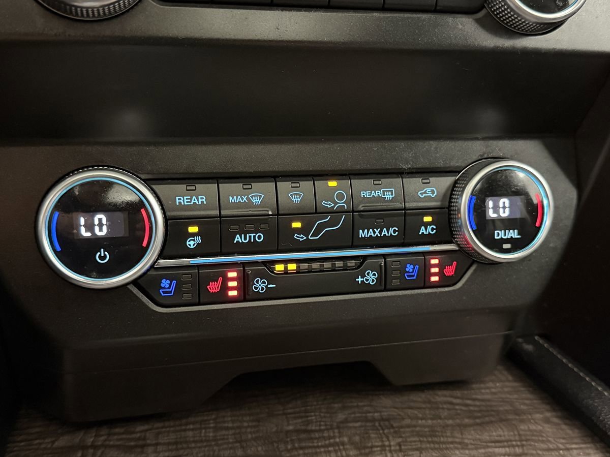 Used 2019 Ford Expedition Max Limited AWD/4WD image 32