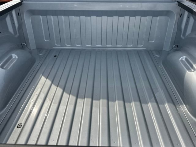 New 2026 RAM 1500 4x4 Crew Cab image 8