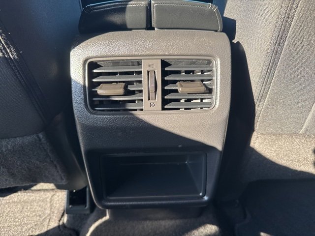 Used 2023 Nissan Rogue S image 14