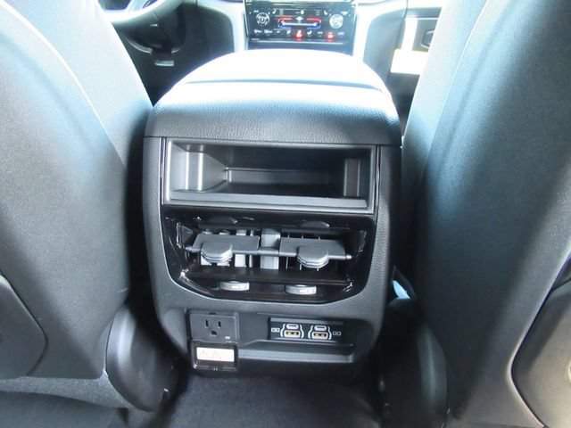 New 2026 Jeep Grand Cherokee Laredo X RWD image 32