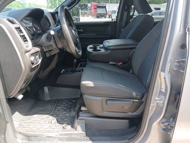 Used 2024 RAM 3500 Tradesman w/ Chrome Appearance Group AWD/4WD image 29
