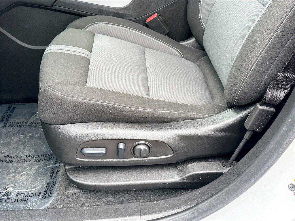 Used 2024 Chevrolet Blazer LT w/ Convenience Package image 16