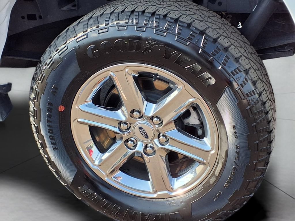 Used 2025 Ford F150 XLT w/ Equipment Group 301A Standard AWD/4WD image 8