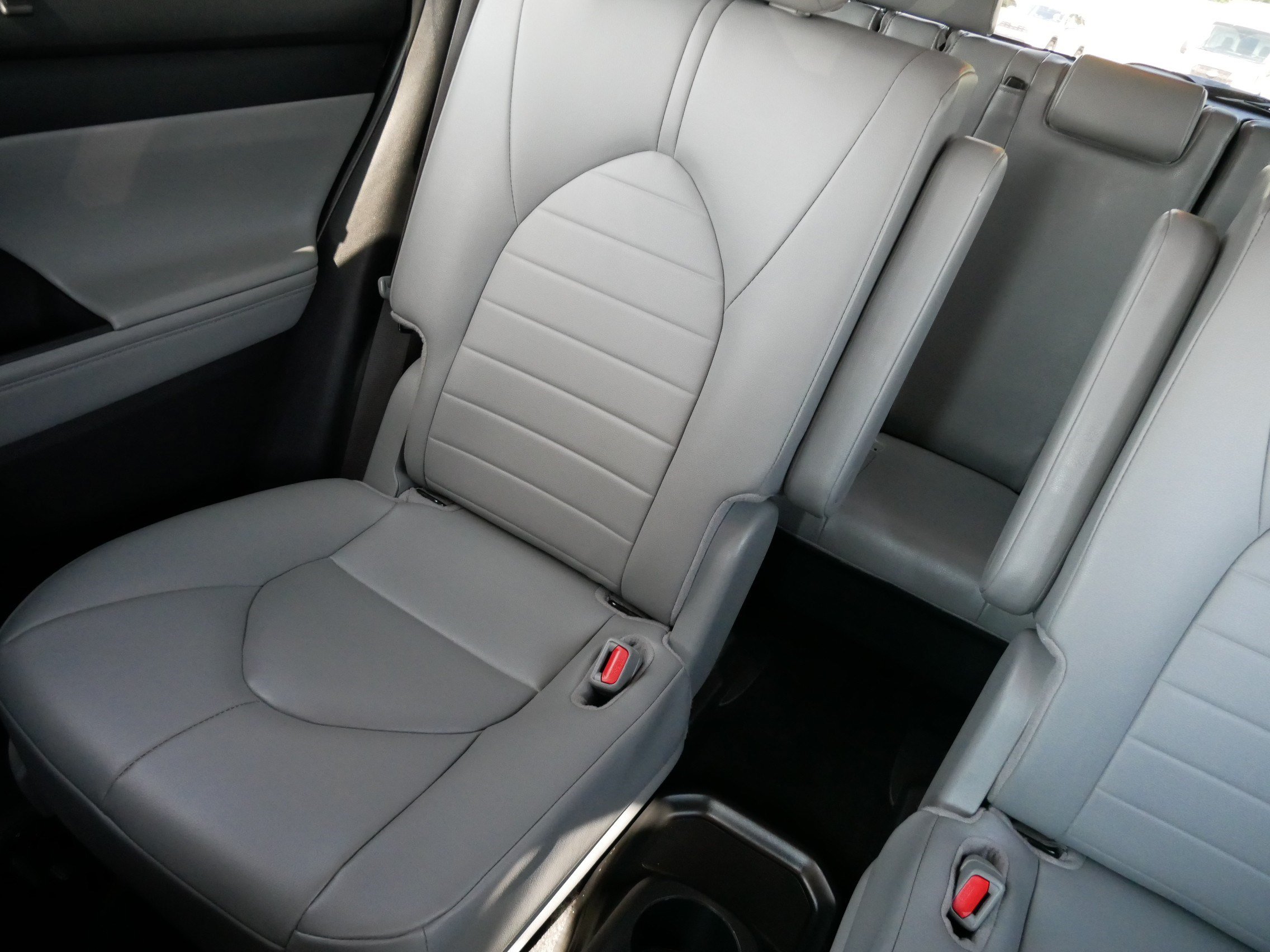 Certified 2026 Toyota Highlander XLE AWD/4WD image 12