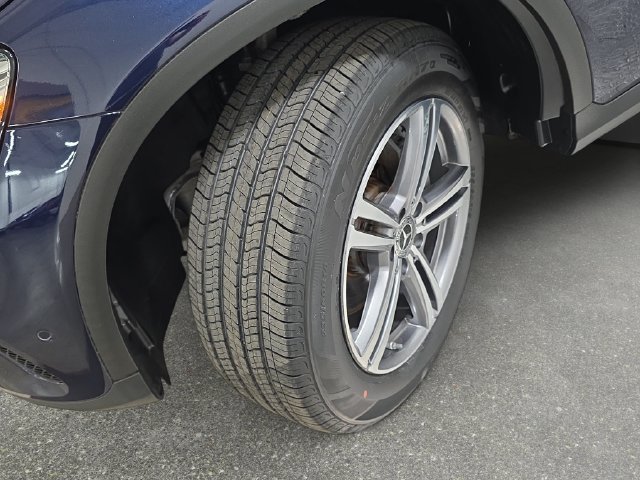 Used 2022 Mercedes-Benz GLC 300 4MATIC image 29