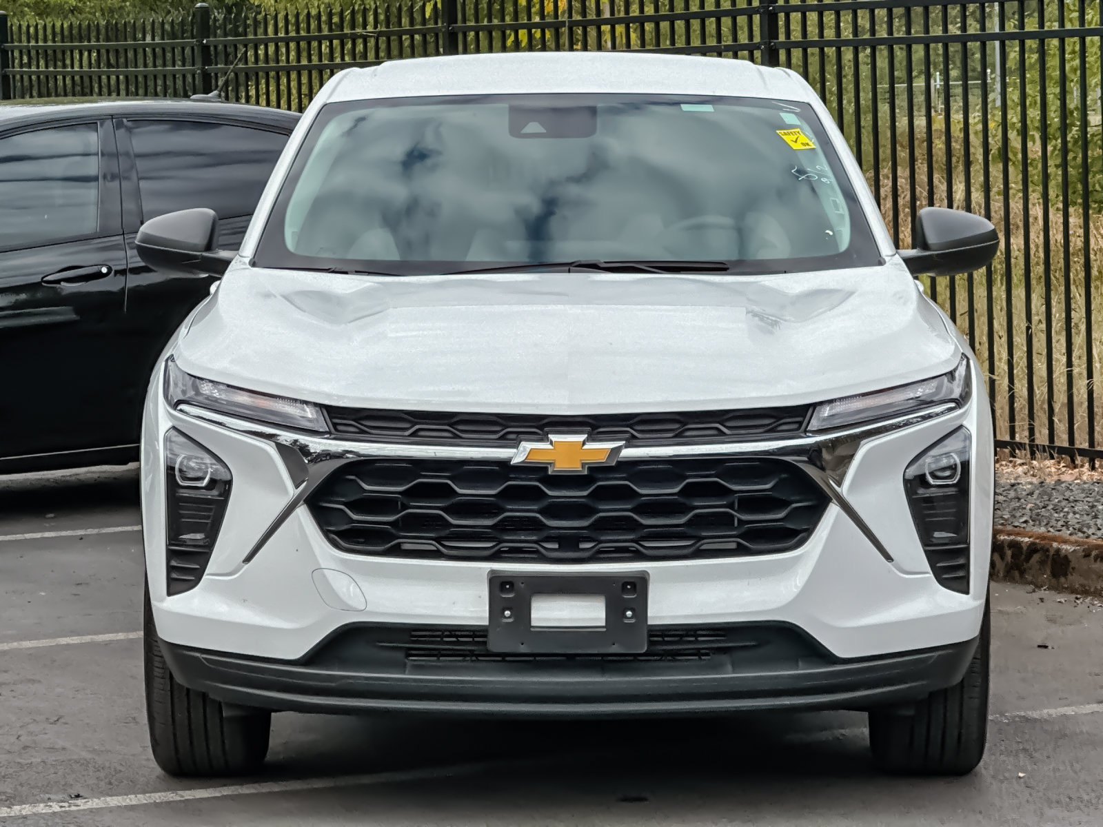 Used 2025 Chevrolet Trax LS FWD image 9