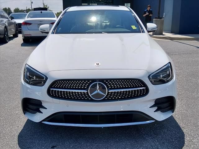 Used 2022 Mercedes-Benz E 350 Sedan image 7