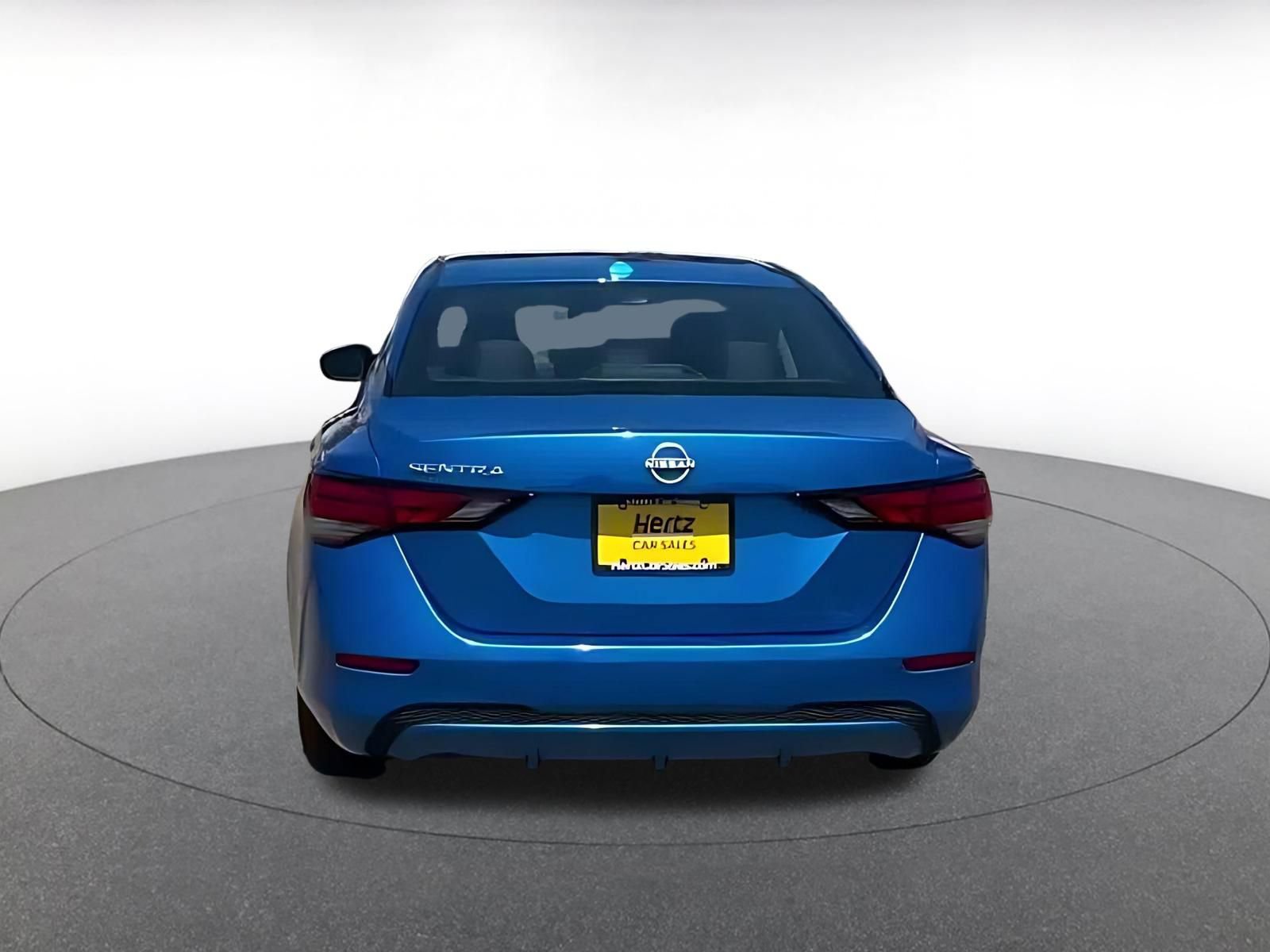 Used 2025 Nissan Sentra SV FWD image 12