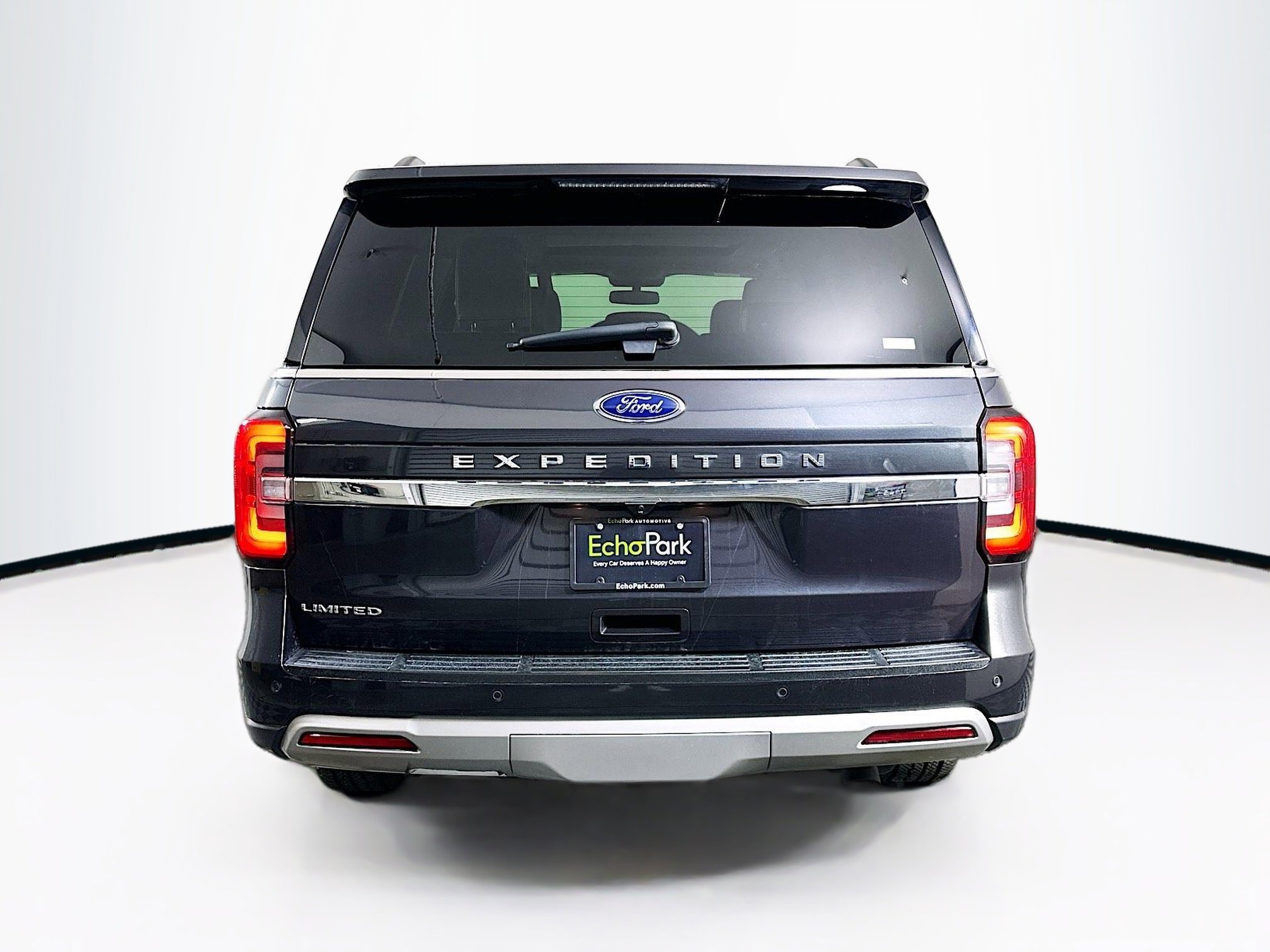 Used 2024 Ford Expedition Limited image 7