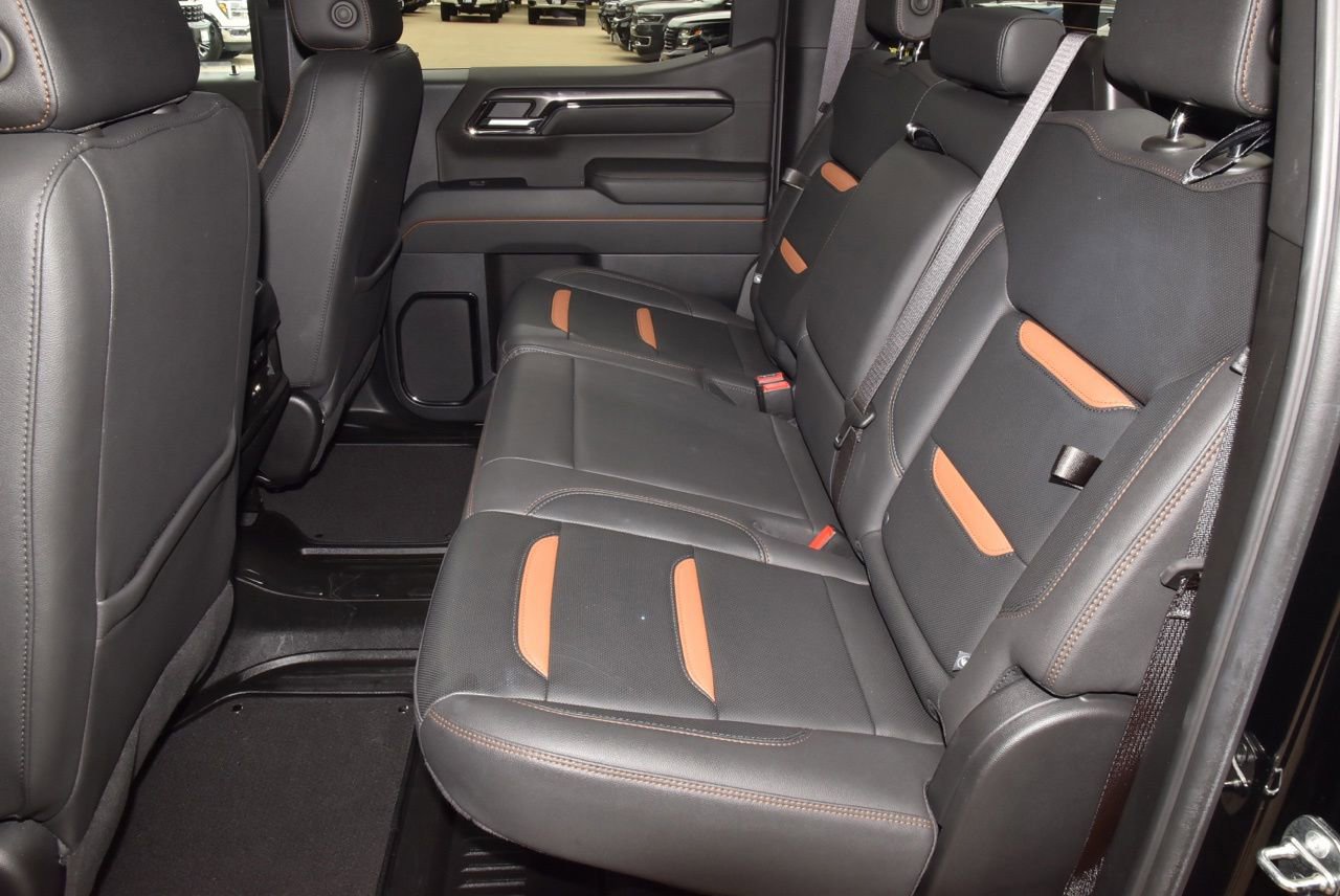 Used 2023 GMC Sierra 1500 AT4 AWD/4WD image 14