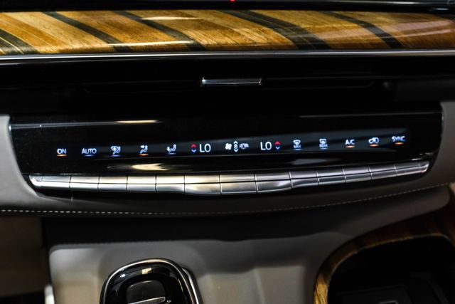 Used 2021 Cadillac Escalade ESV Sport Platinum RWD image 31
