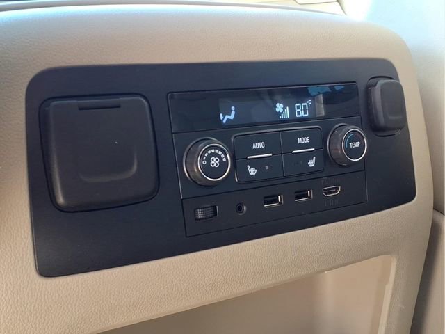 Used 2018 GMC Yukon XL Denali w/ Open Road Package AWD/4WD image 23