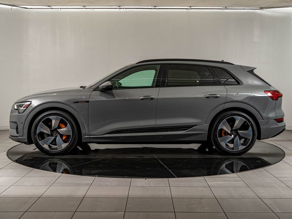 Used 2022 Audi e-tron Premium Plus w/ Premium Plus Package image 8