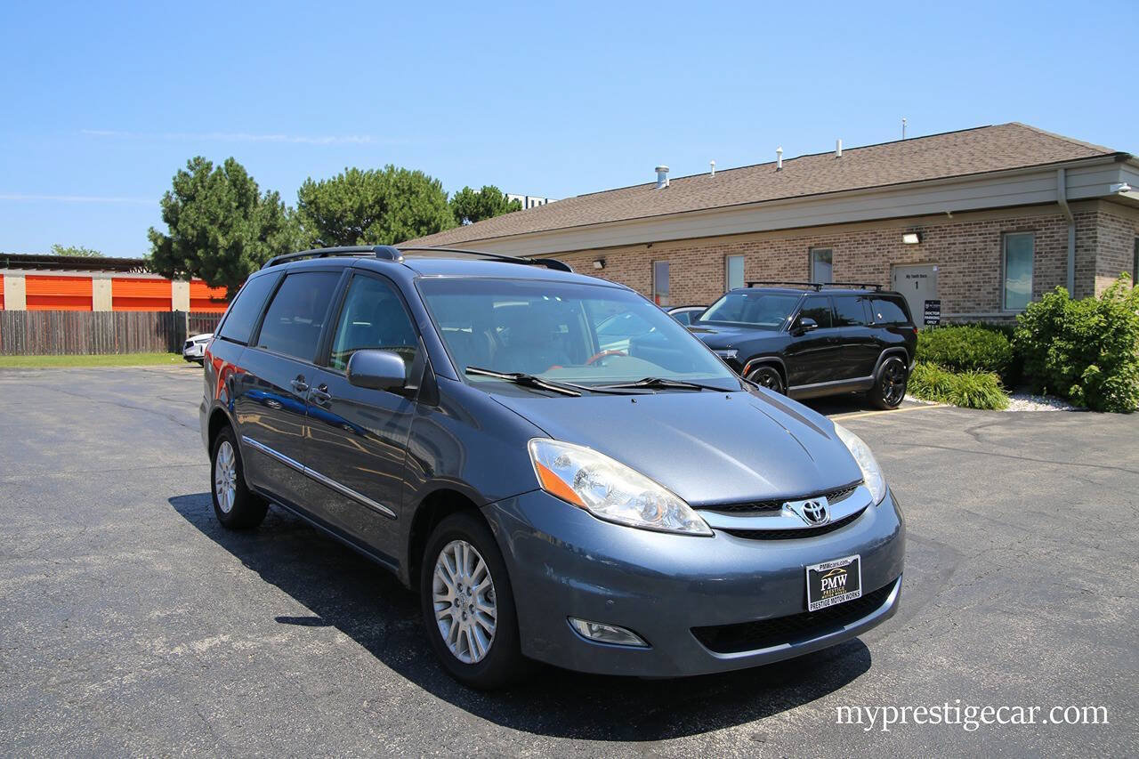 Used 2010 Toyota Sienna XLE Limited w/ XLE Limited Pkg 2 AWD/4WD image 12