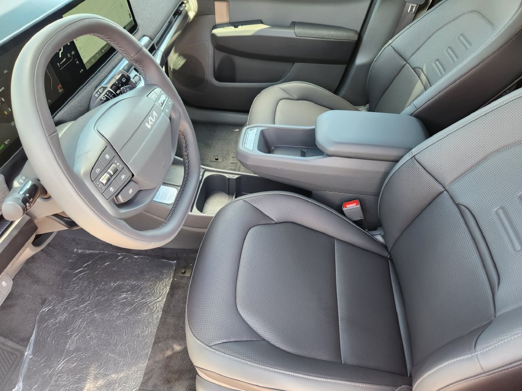 New 2027 Kia EV3 Wind AWD/4WD image 6