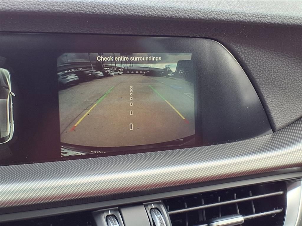 New 2026 Alfa Romeo Stelvio Sprint w/ Convenience Package image 24