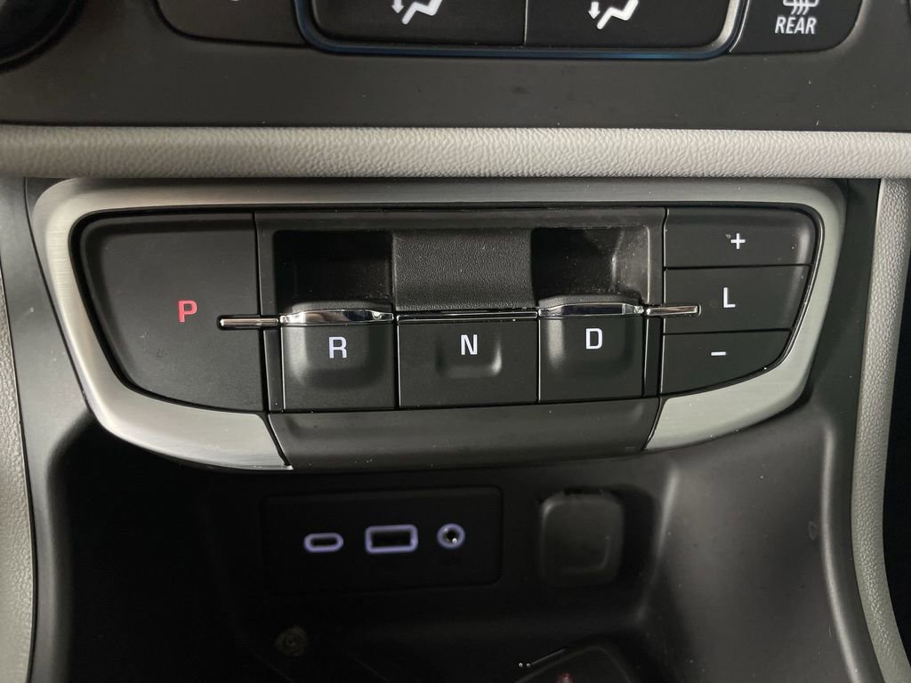Used 2023 GMC Terrain SLE FWD image 15