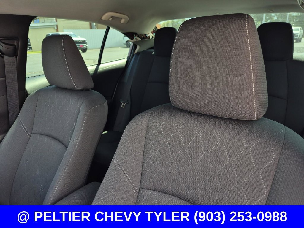 Used 2025 Toyota Corolla LE FWD image 26
