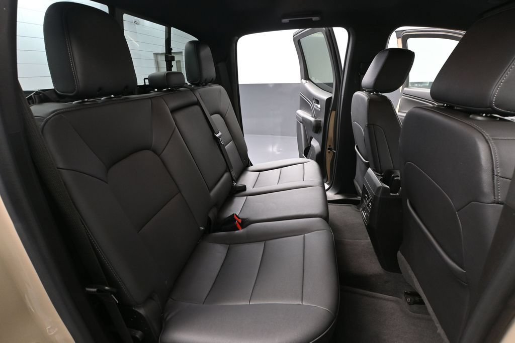 Used 2023 GMC Canyon Elevation w/ Elevation Premium Package AWD/4WD image 34
