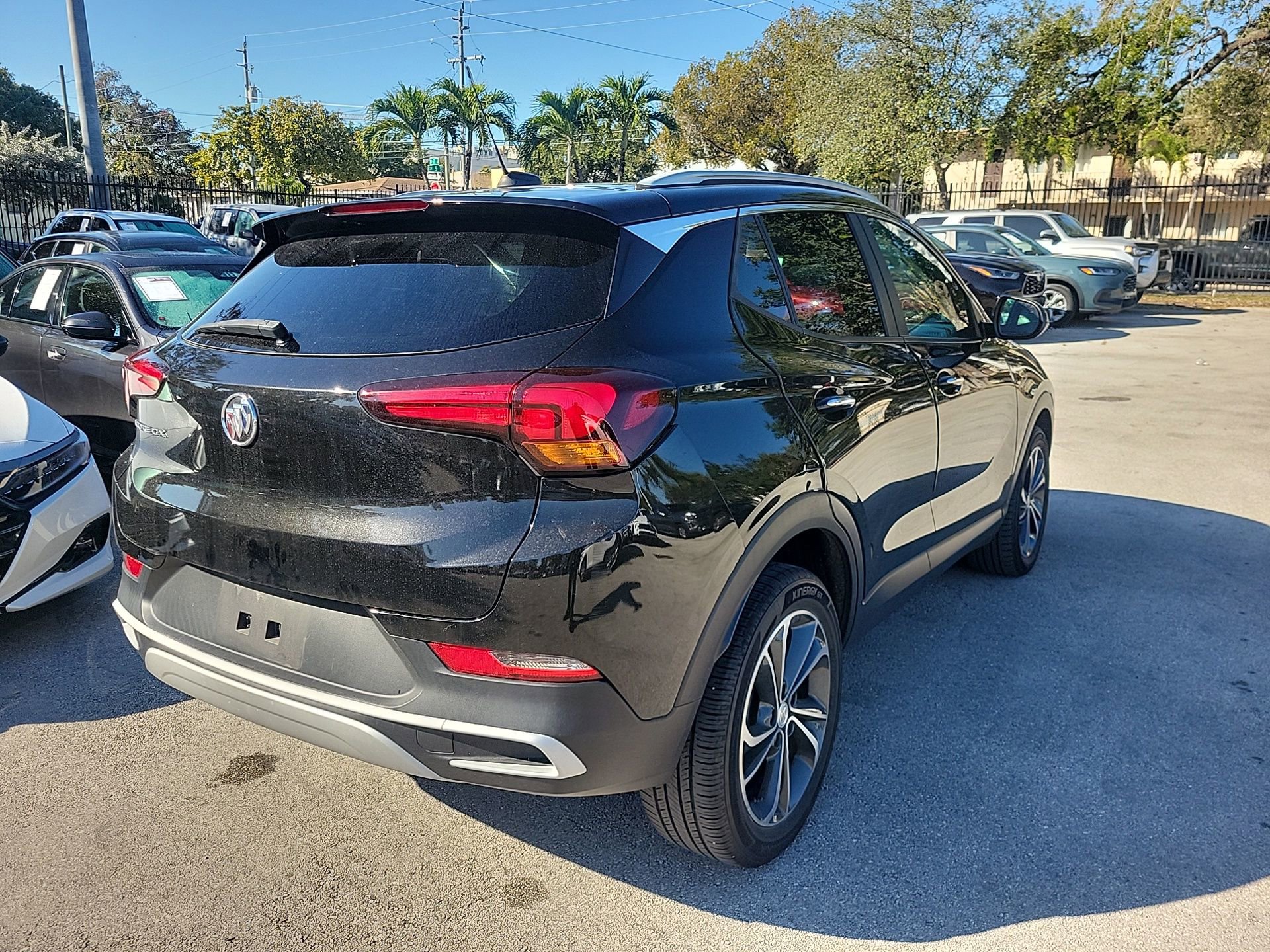 Used 2022 Buick Encore GX Select image 12