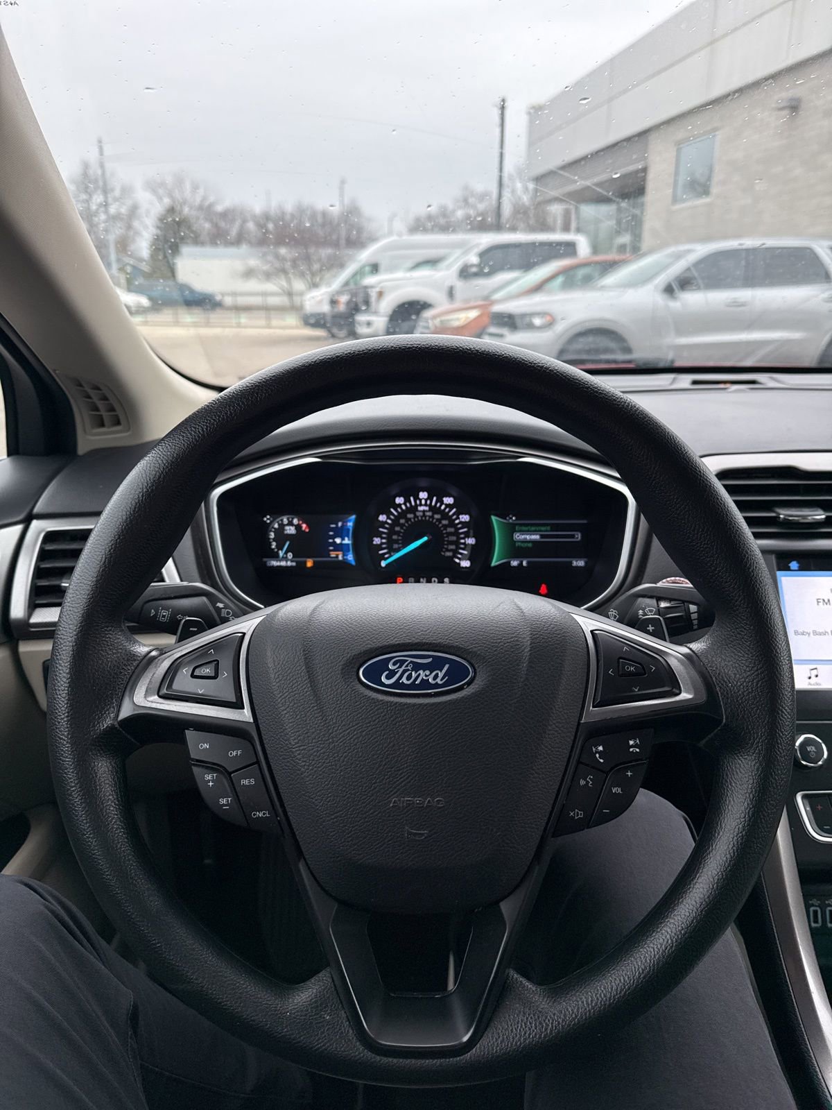 Used 2019 Ford Fusion SE image 31