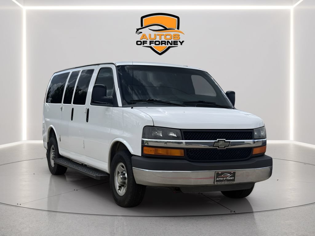 Used 2014 Chevrolet Express 2500 LT w/ LT Preferred Equipment Group RWD image 5