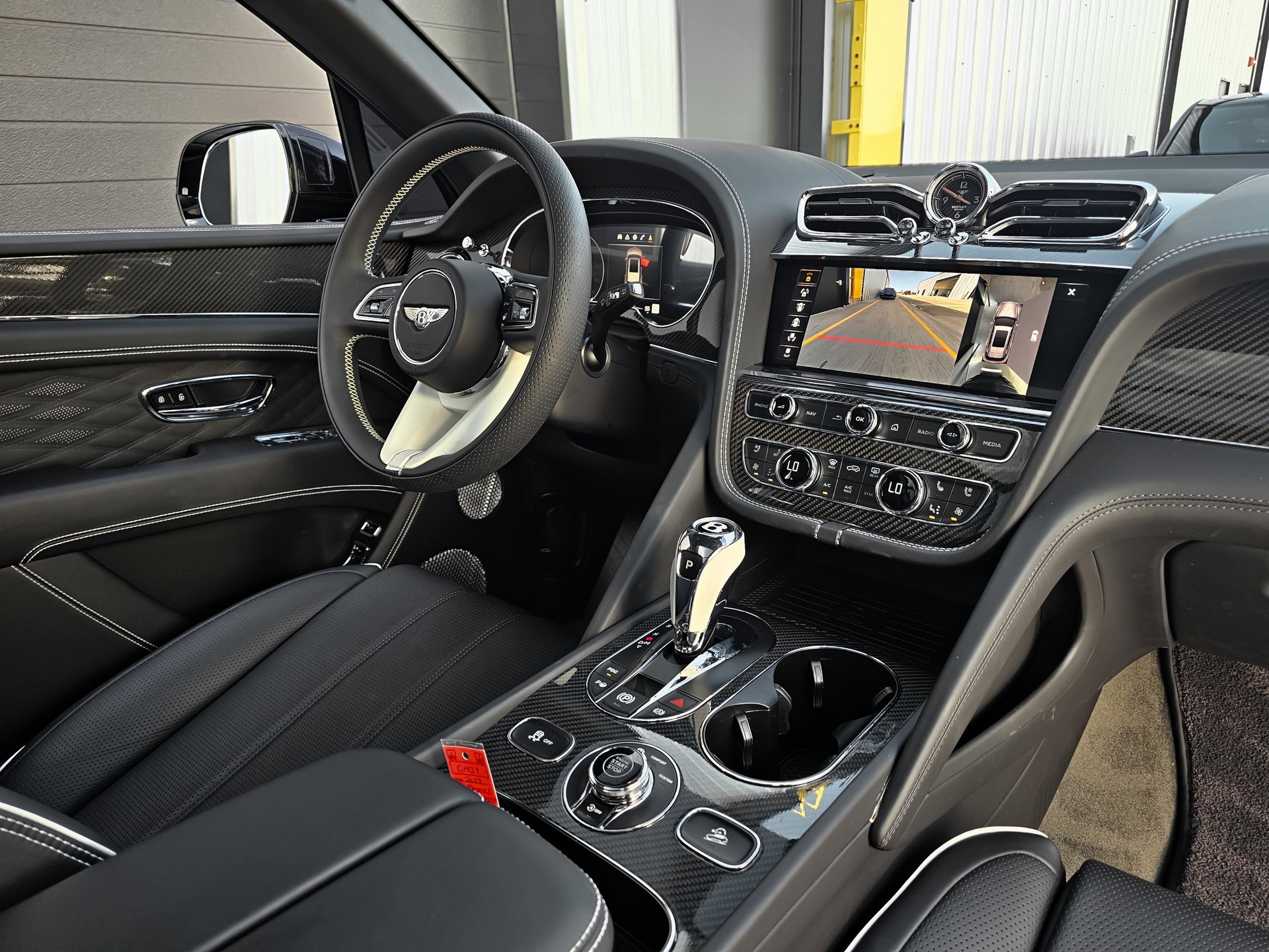 Used 2023 Bentley Bentayga Extended Wheelbase image 72