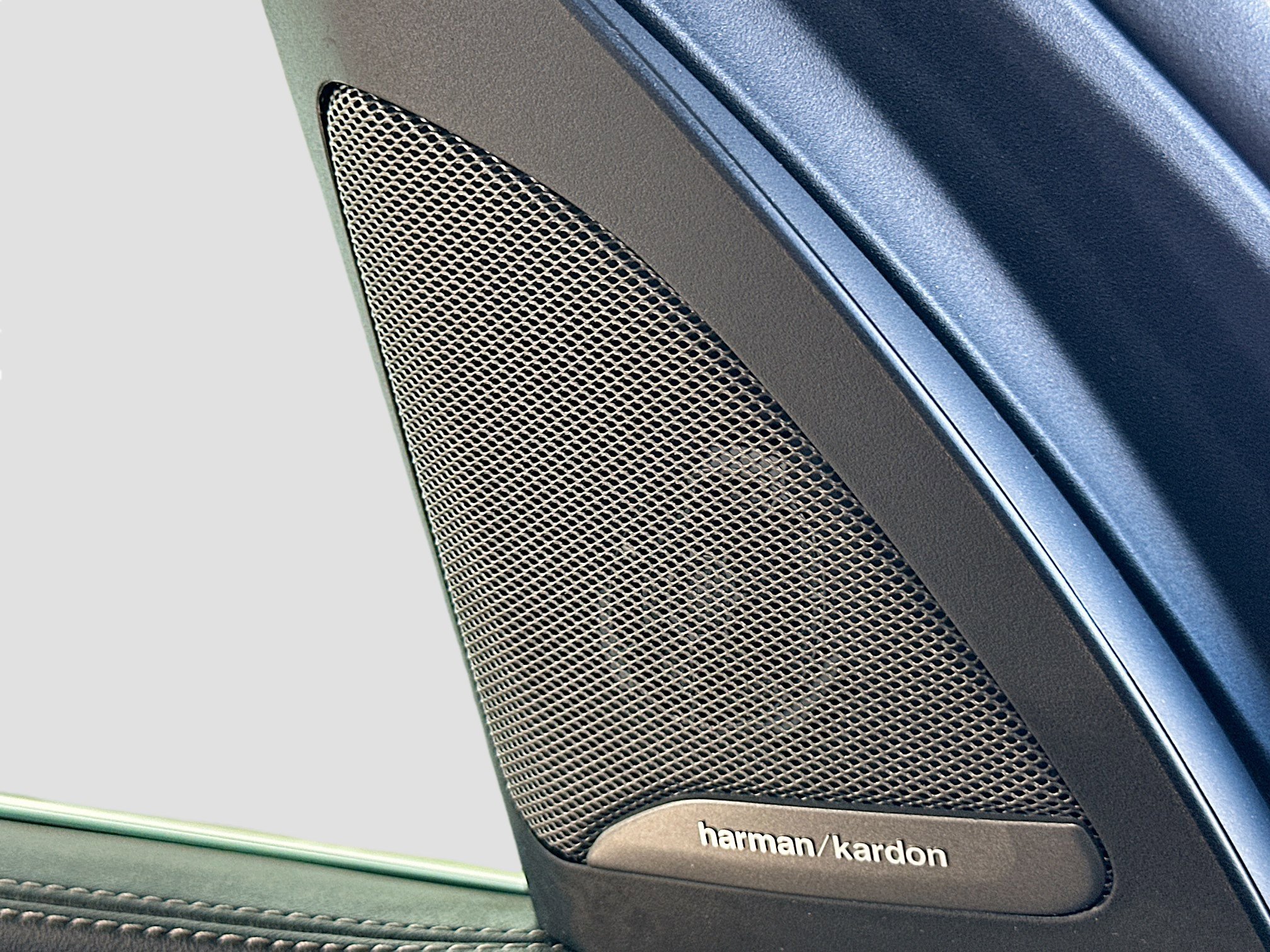 Certified 2024 BMW X7 xDrive40i w/ Premium Package image 19