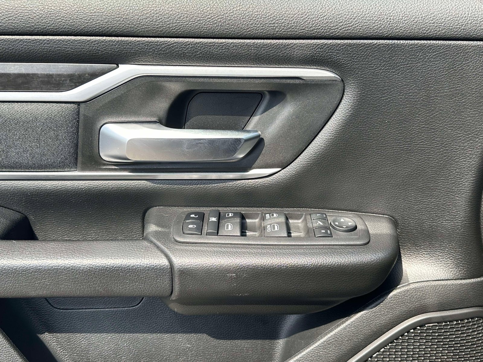 Used 2022 RAM 1500 Big Horn AWD/4WD image 16