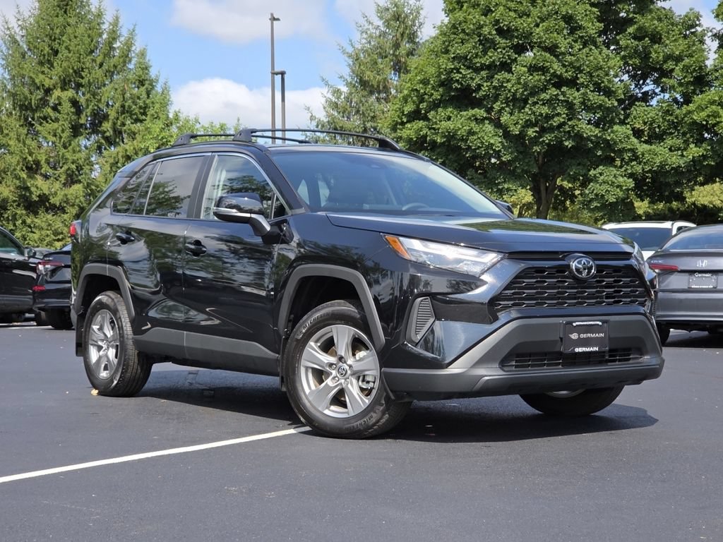 Used 2025 Toyota RAV4 XLE w/ Convenience Package AWD/4WD video 2