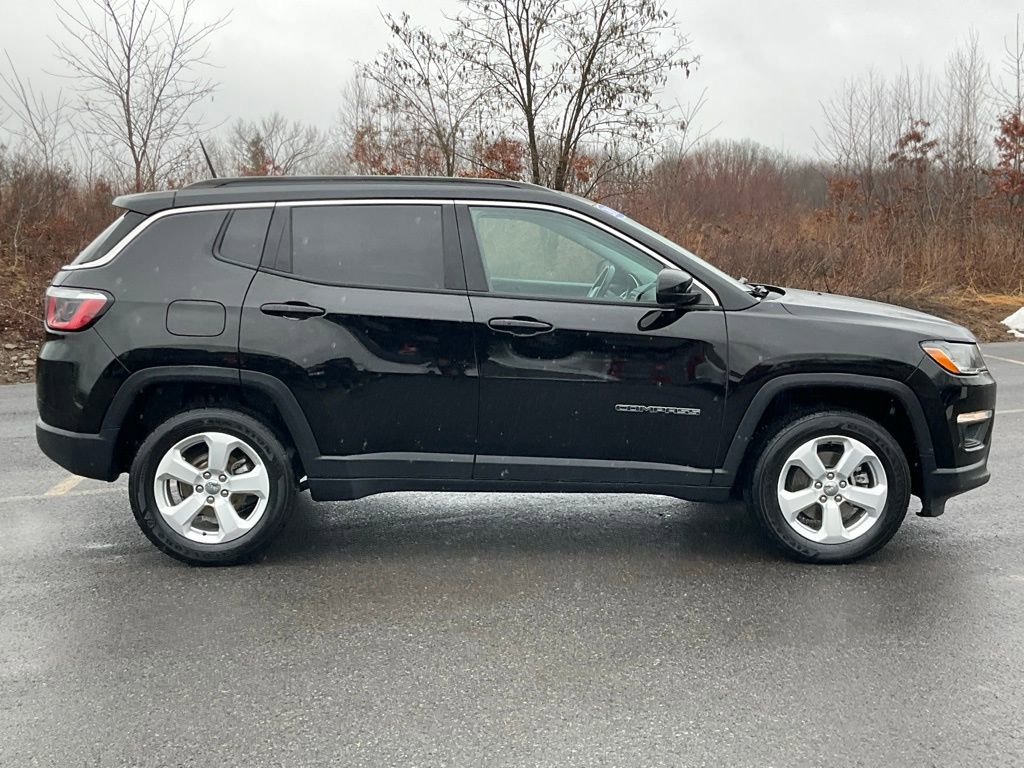 Used 2018 Jeep Compass Latitude image 26