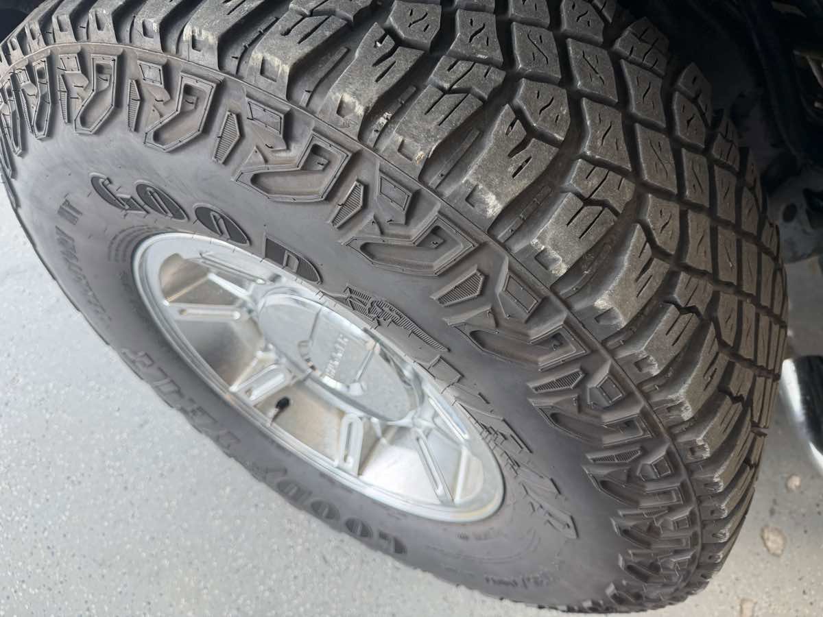 Used 2005 HUMMER H2 image 22